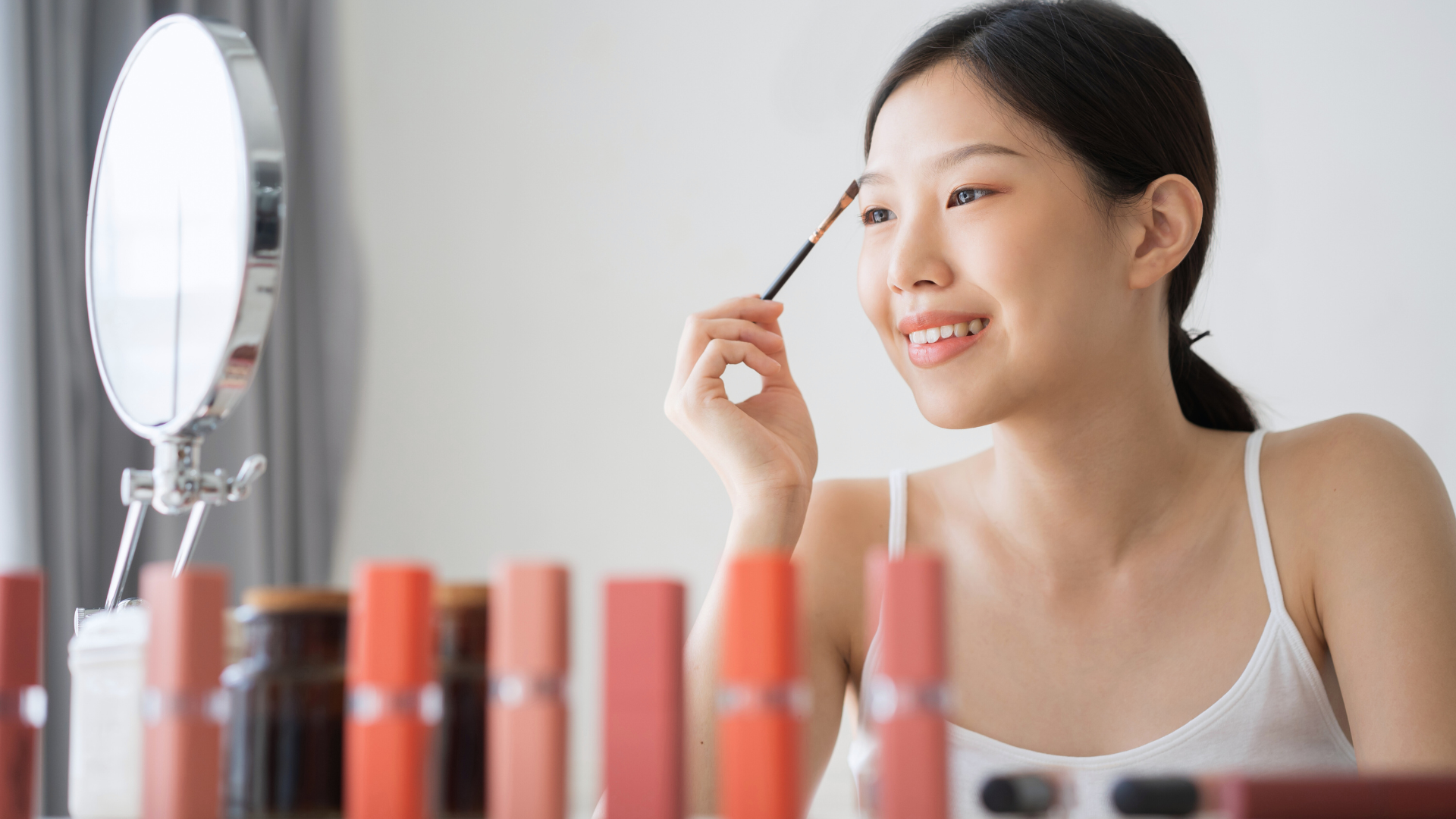 Makeup Hacks That Save Time Without Sacrificing Glam For Effortless Beauty Every Day